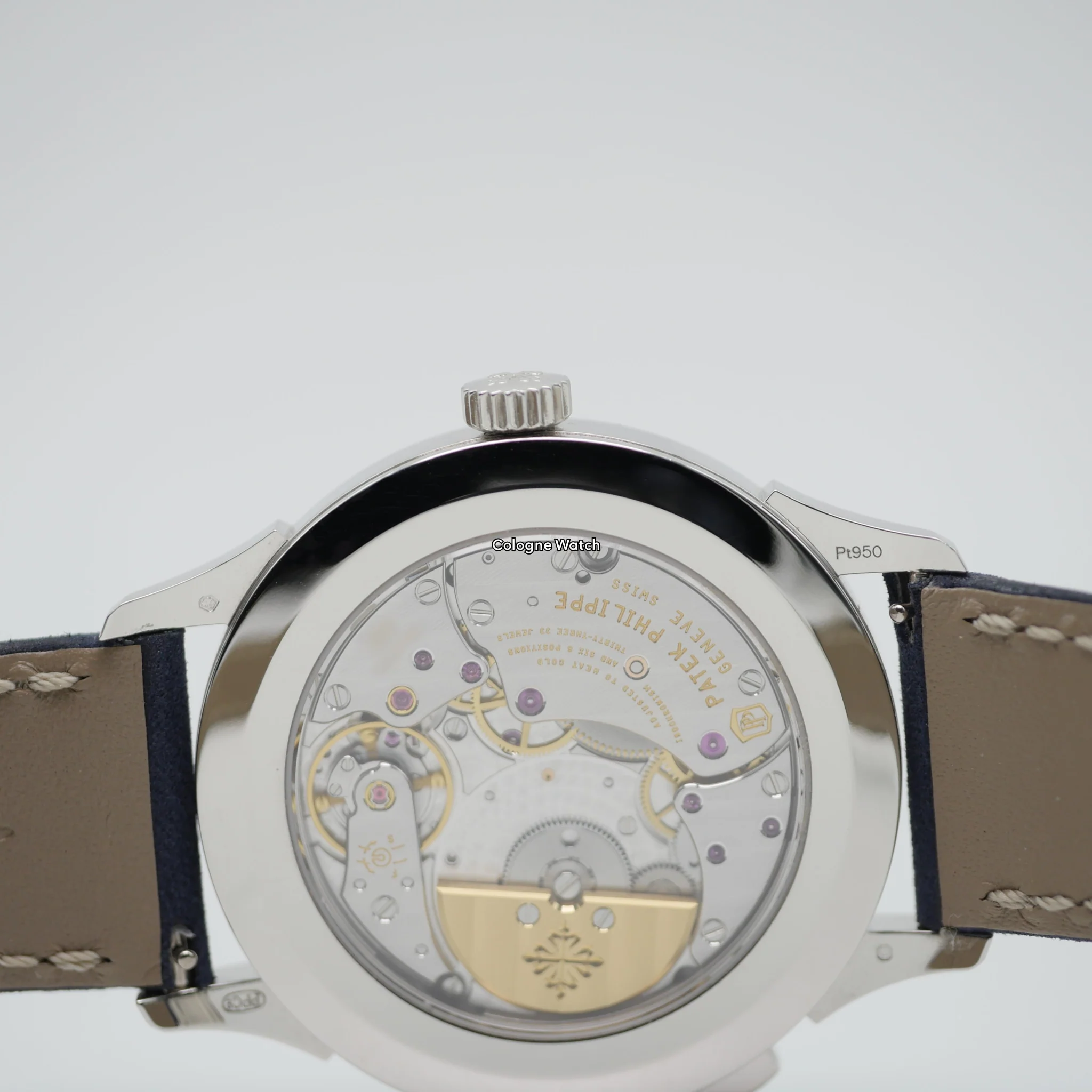 Patek Philippe World Time Platin 5230P-001 - 2022 - Image 6